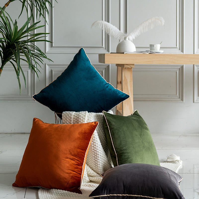 Holland Fleece Soft And Comfortable Pillow